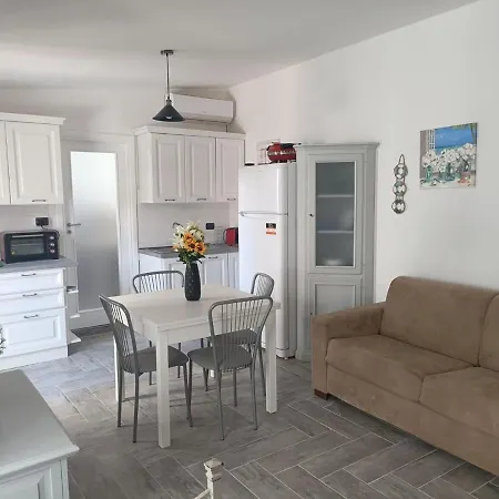 Holiday home Casa Vacanze Con Piscina Locri