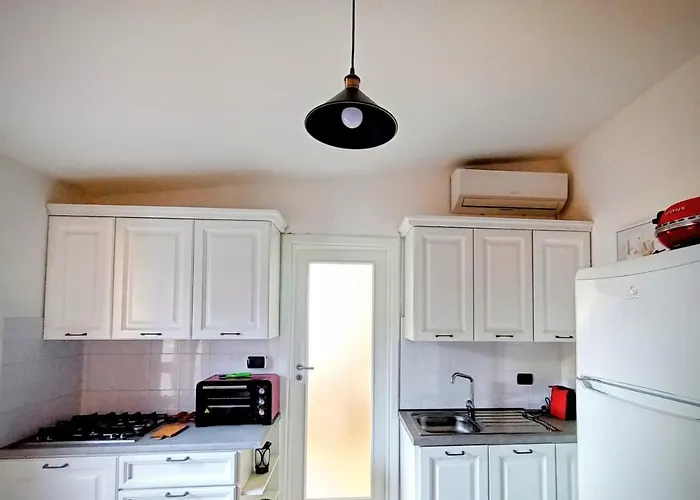 Casa Vacanze Con Piscina لوكري